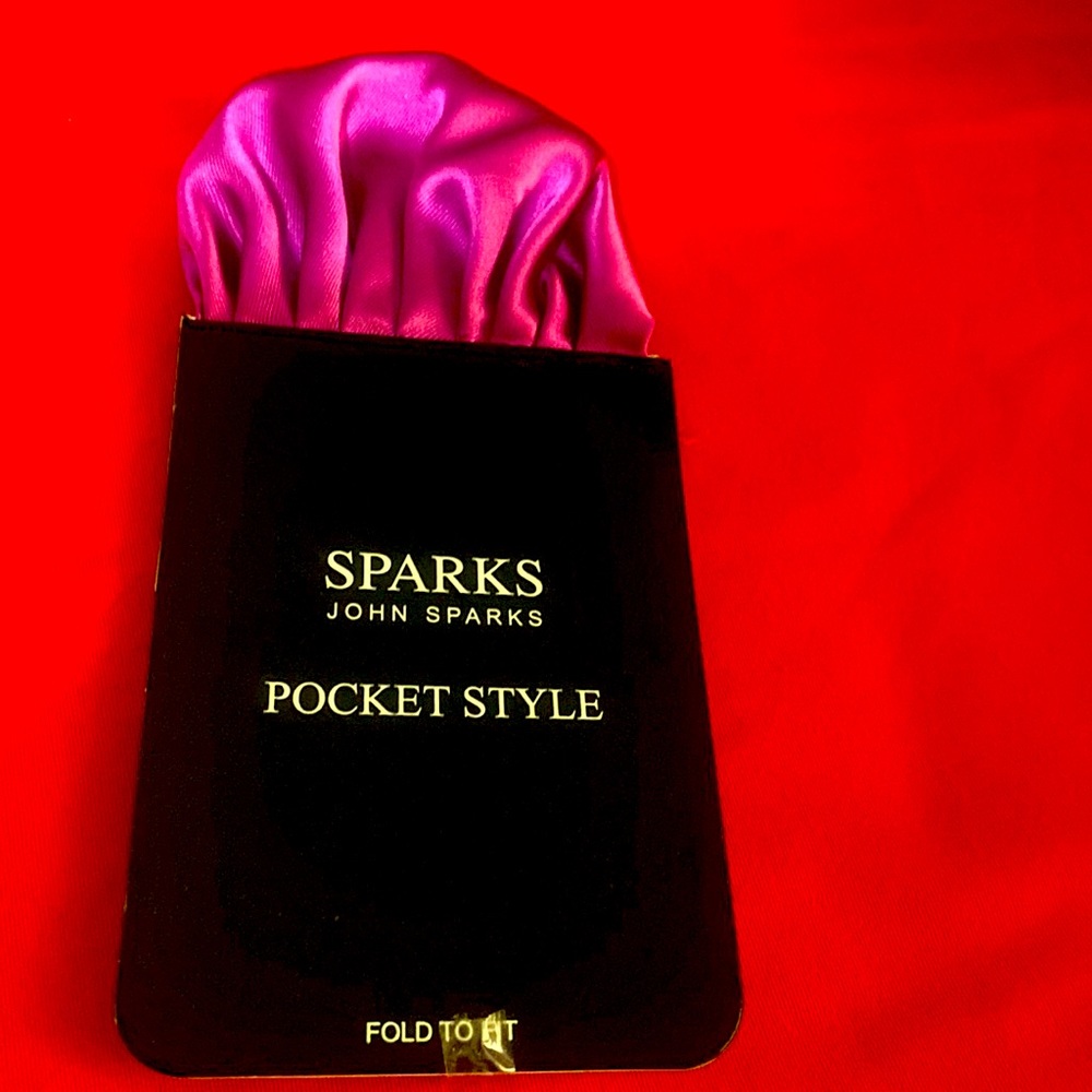 Sparks pocket square
